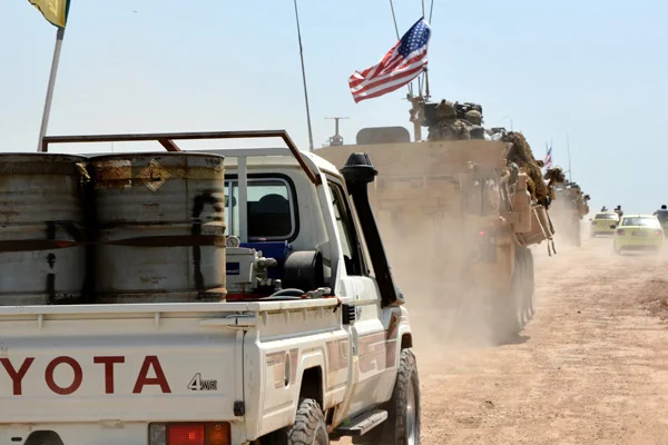 ABD'den YPG'ye 100 TIR'lık askeri sevkiyat