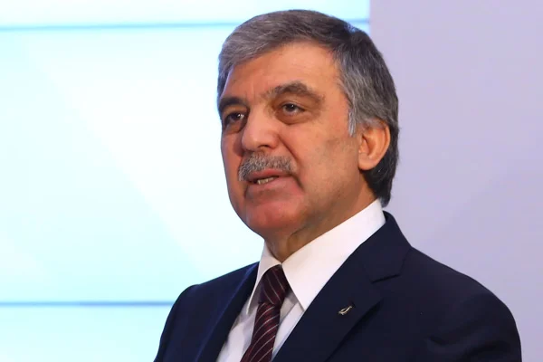 Abdullah Gül'den seçim açıklaması: İstanbul'da sonuçların geciktirilmesi Türkiye'nin itibarına zarar verir