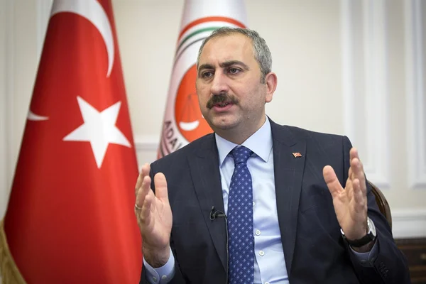 Adalet Bakanı Gül: Hukuksuzluğa asla müsaade edilmeyecek