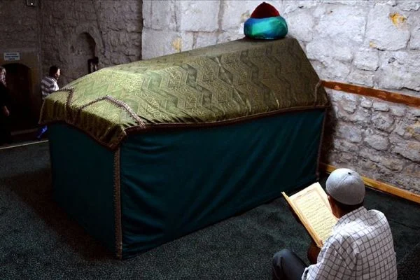Ahi Evran Cami ve Türbesi asırlara meydan okuyor