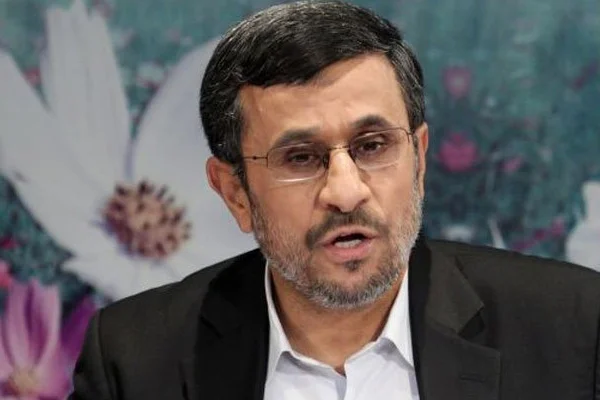 Ahmedinejad: İran'da siyaset yapma imkanı kalmadı
