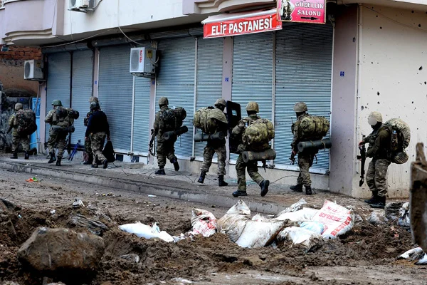 AİHM, 'hendek' başvurularını reddetti