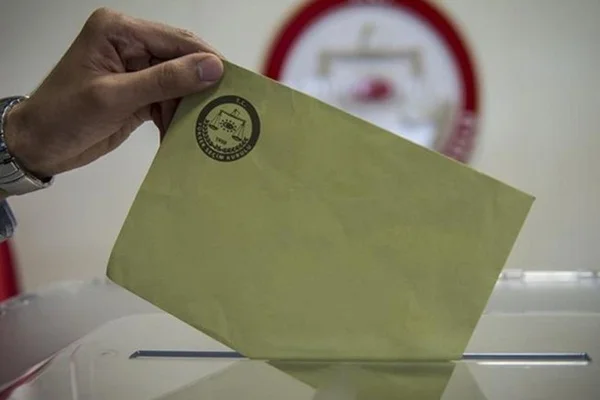 AK Parti'den oyların sayılması için yeni başvuru