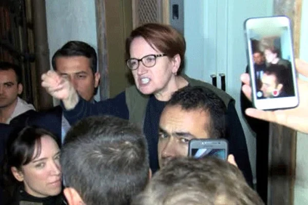 Akşener'i protesto eden 16 sanık beraat etti