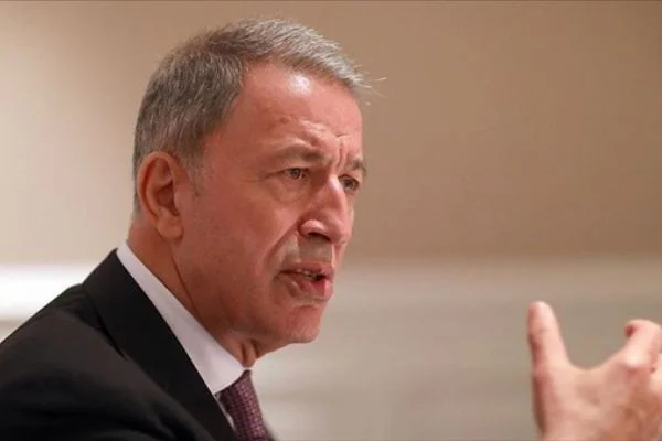 Bakan Akar: Bize karşı sorumluluklarını yerine getirmelerini bekliyoruz