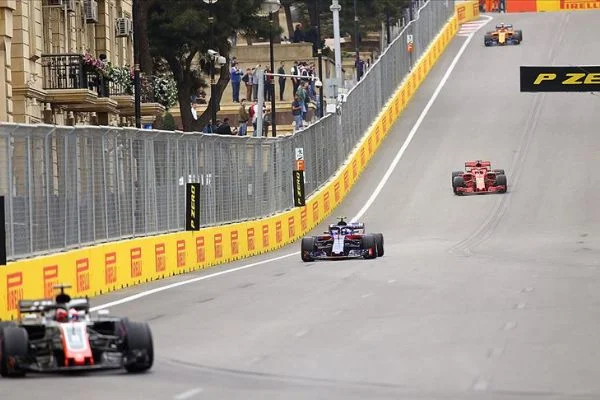 Bakü'de Formula 1 heyecanı