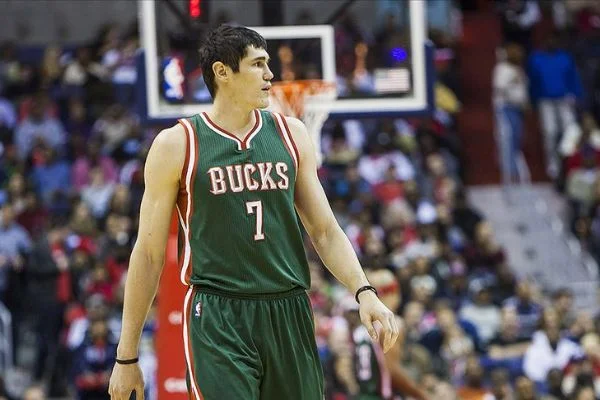 Bucks 18 yıl sonra tur atladı
