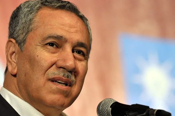 Bülent Arınç'tan seçim yorumu
