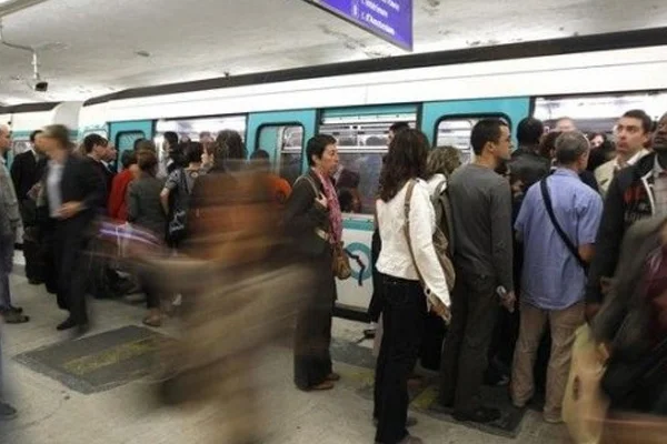 Çin'de metroya yüz tanıma sistemi geldi