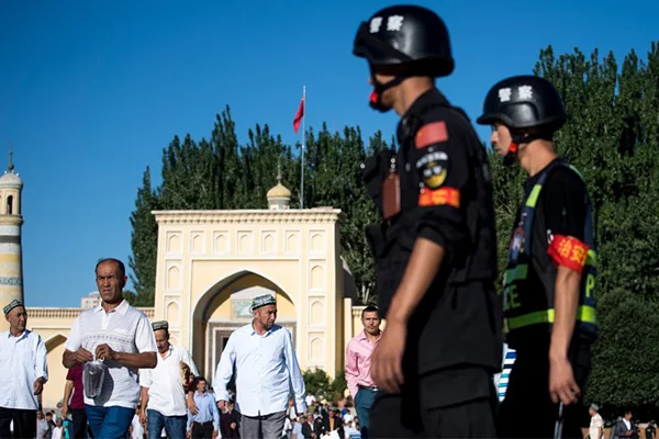 Çin, Uygur Notre Dame'ı tahrip etti
