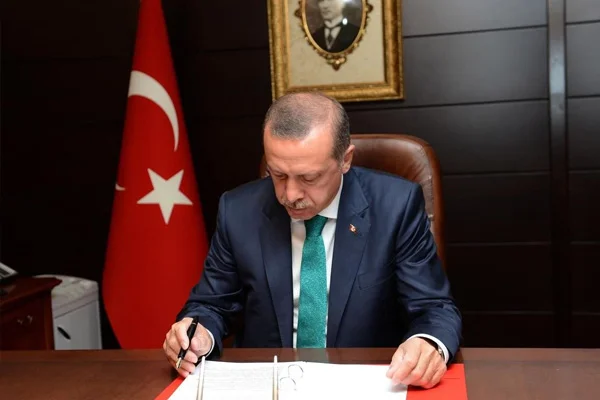 Cumhurbaşkanı Erdoğan 9 üniversiteye rektör atadı