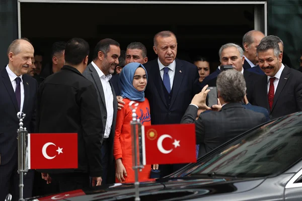 Cumhurbaşkanı Erdoğan'dan Fatih Belediyesi'ne ziyaret