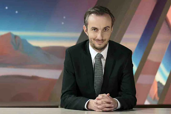 Cumhurbaşkanı Erdoğan düşmanı Alman komedyen, Merkel'e dava açtı
