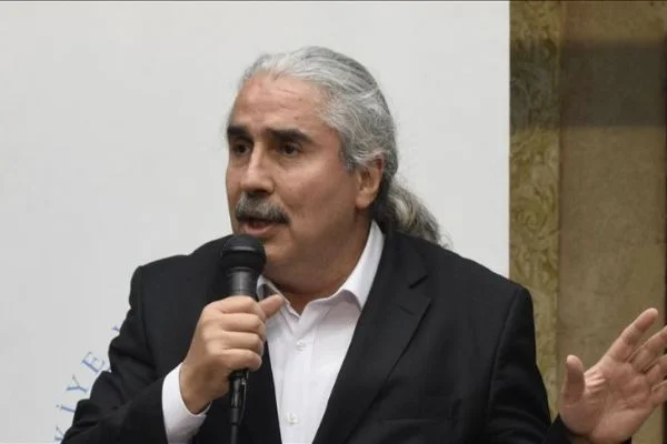 'Edebiyatın en büyük düşmanı yapmacıklıktır'