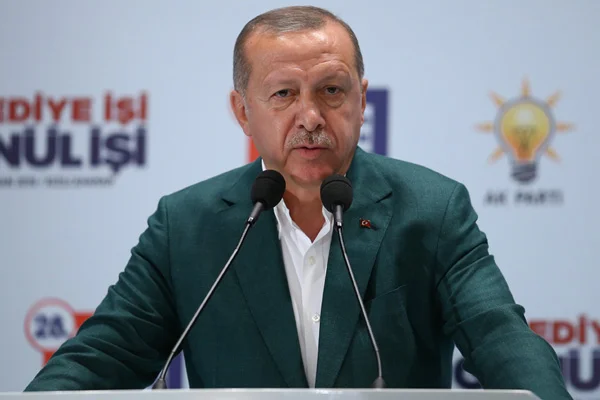 Erdoğan'dan Ak Partili Belediye Başkanlarına beş başlıkta talimat