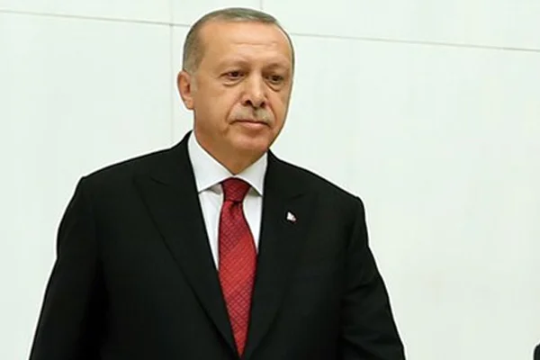 Erdoğan HDP'nin konuşmasında Meclis'i terk etti