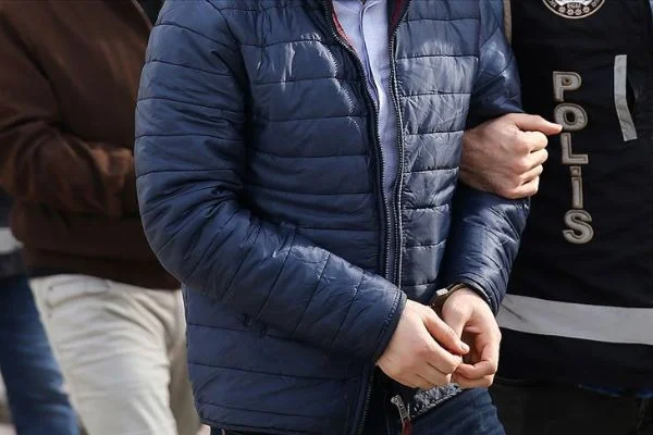 FETÖ'nün TSK yapılanması soruşturmasında 34 gözaltı