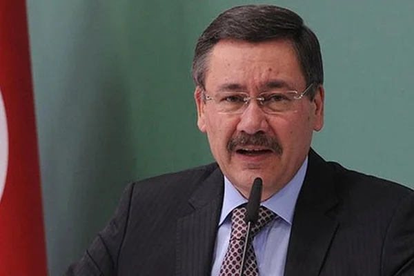 Gökçek: Ayaklanma şimdilik ertelendi ama...
