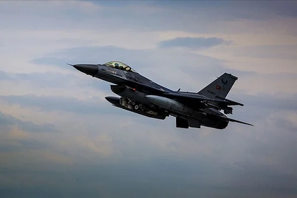 Irak'ın kuzeyinde terör hedefleri vuruldu