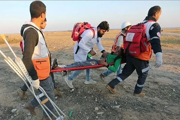 İsrail askerleri, Gazze sınırında 7 Filistinliyi yaraladı