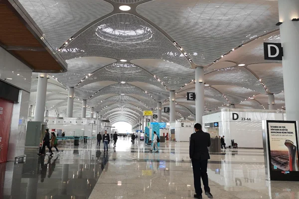 İstanbul Havalimanı'ndan ilk uçuş gerçekleşti
