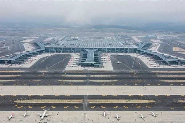 İstanbul Havalimanının otoparkı 15 Nisan'a kadar ücretsiz