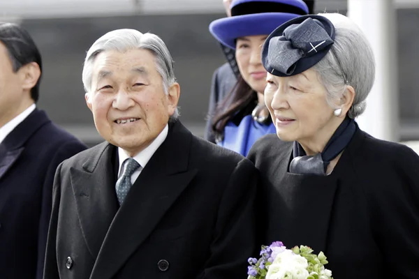 Japonya'da bir ilk: İmparator Akihito tahtı bırakıyor