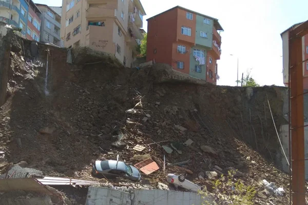 Kağıthane'de yıkılan istinat duvarıyla ilgili yeni gelişme