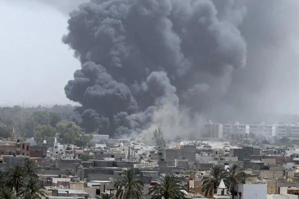 Libya'nın en büyük petrol kuyusuna silahlı saldırı