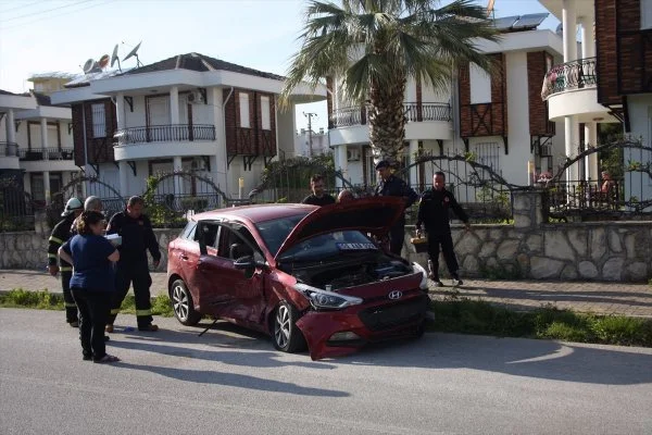 Manavgat'ta kaza: 5 yaralı