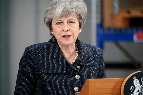 May'den Brexit'e yeni erteleme açıklaması: Anlaşarak ayrılmalıyız
