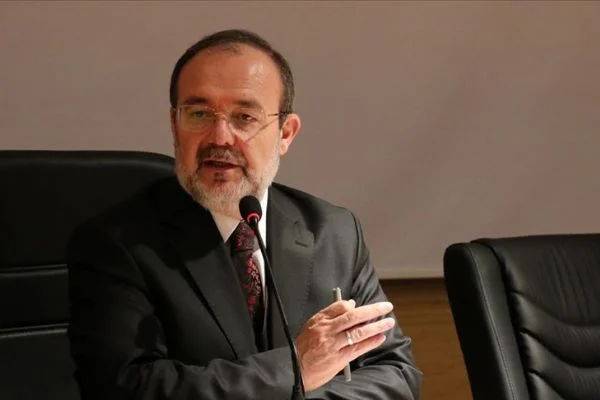 'Medeniyet nesillerden nesillere aktarılarak süreklilik kazanabilir'