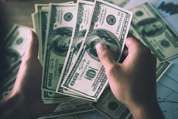 Merkez Bankası'nın faiz kararı öncesi dolar yükselişte