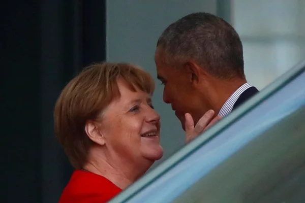 Obama'ya, Almanya'da gençlerden büyük İlgi