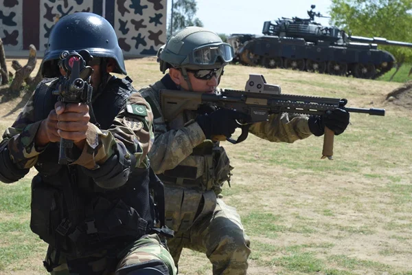 Özbekistan, Türkiye ve Pakistan ortak askeri tatbikatı