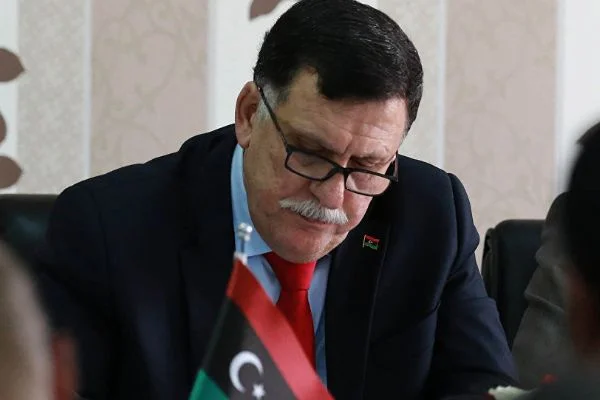 Serrac: Hafter bizi sırtımızdan vurdu