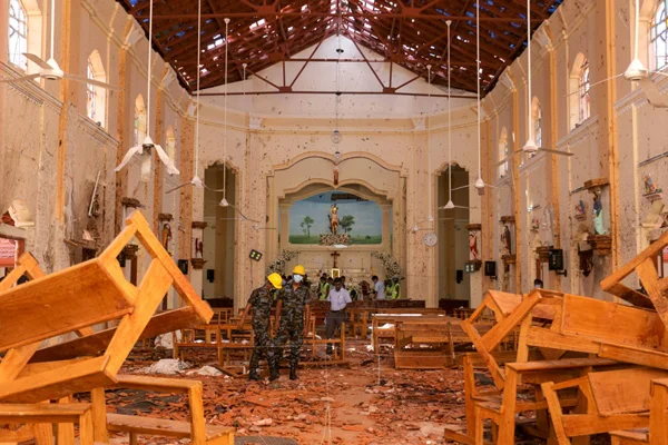 Sri Lanka'da kontrollü patlamalar sürüyor