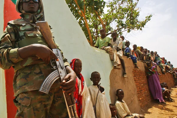 Sudan Askeri Geçiş Konseyi'nin 3 üyesi istifa etti