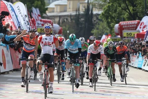 Turun dördüncü etabını Avustralyalı bisikletçi Ewan kazandı