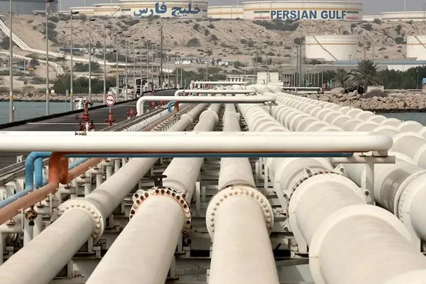 Üç ülke İran'dan petrol alımını sıfıra indirdi