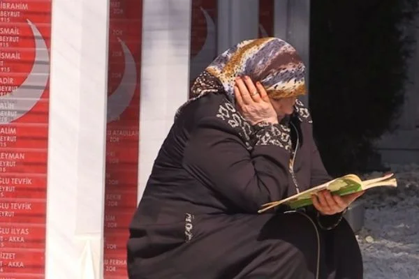 'Vatan için toprağa düşmüş' hemşehrileriyle duygusal buluşma