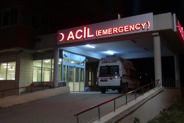 Yeni başkanın kutlama yemeğinde 71 kişi zehirlendi