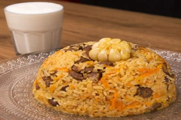 Yöresel bir lezzet olan Özbek pilavı nasıl yapılır?