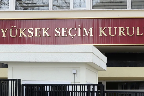 YSK ''KHK'lı başkan'' kararının gerekçesini açıkladı