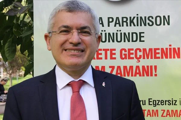 'Yürürken kollarınızı sallamıyorsanız parkinson olabilirsiniz'
