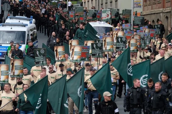 1 Mayıs Almanya'da Neonazi gövde gösterisine dönüştü