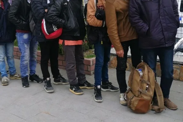 565 düzensiz göçmen yakalandı