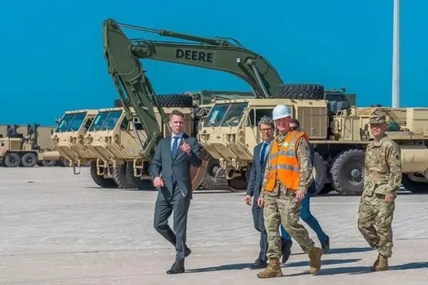 ABD'den Yunanistan'a 2 bin asker ile 700 araçlık sevkiyat