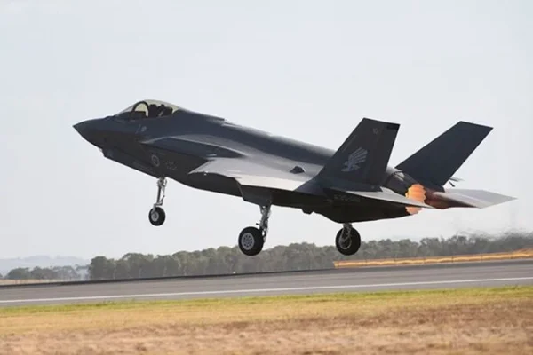 ABD: Türk pilotların F-35 eğitimi devam ediyor