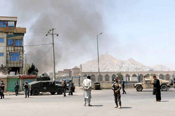 Afganistan'da hava saldırısında siviller vuruldu
